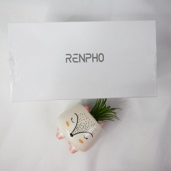 NWT RENPHO Eye Massager with Heat Bluetooth Music, color: black - Picture 10 of 15